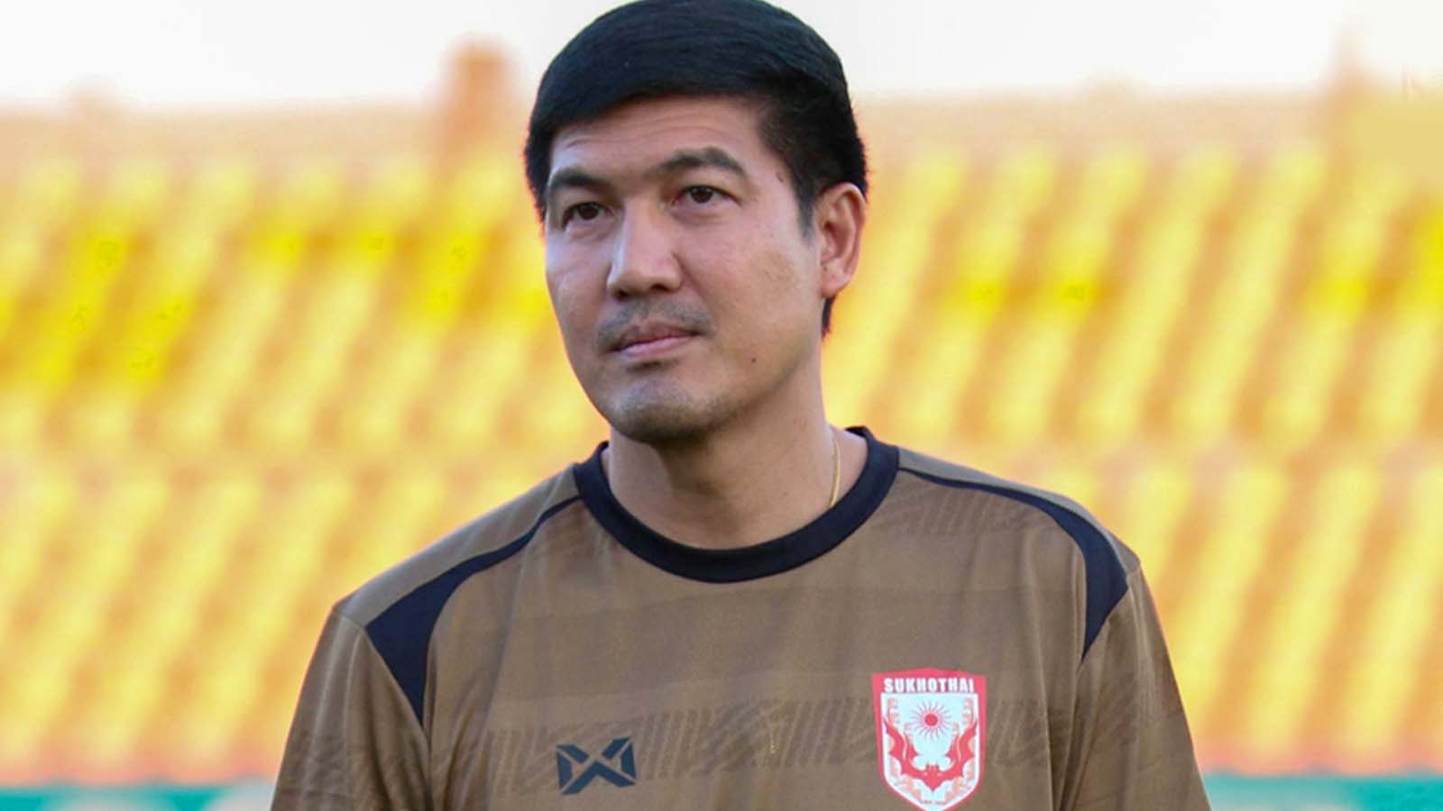 โค้ชโดนัทลาออกกุนซือ สุโขทัย เอฟซี รับผิดชอบผลงานไร้ชัย 4 นัดติด